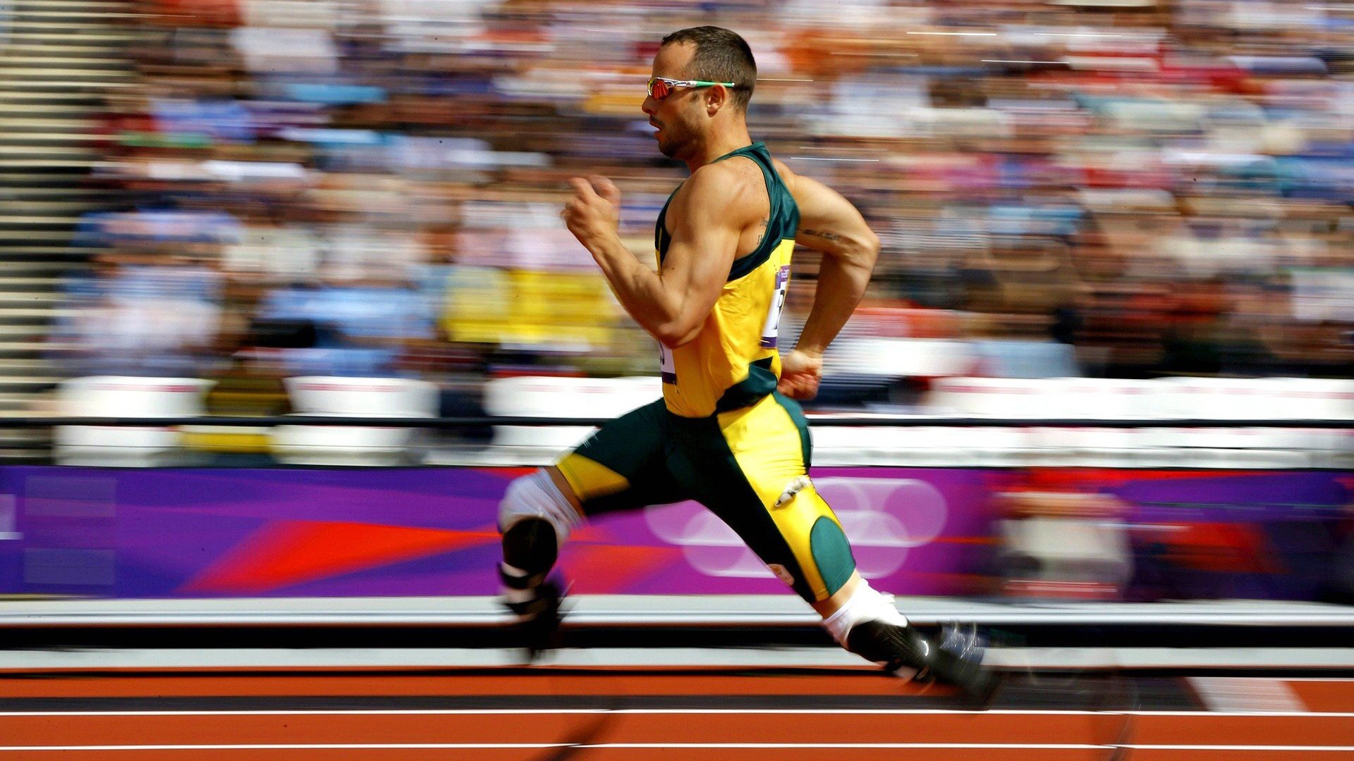 尼克斯利用突破分球打出进攻高潮，尼克斯首发中锋